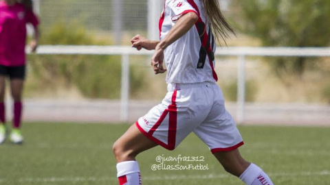 Marta Perarnau en un partido con el Rayo Vallecano.