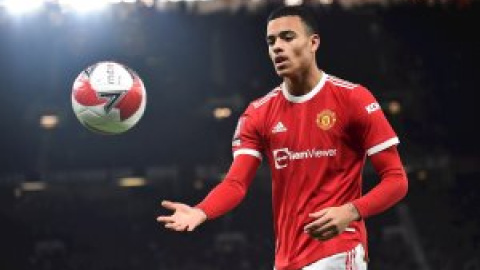 Detienen al jugador del Manchester United Greenwood, sospechoso de violar y agredir a su expareja