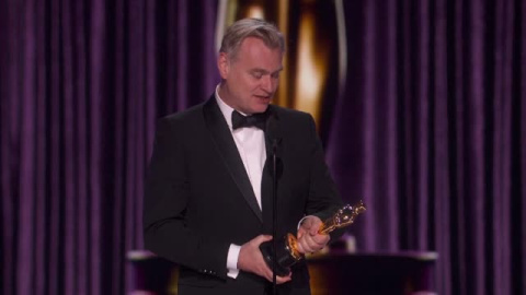 Oppenheimer se convierte en la gran triunfadora de la noche de los Oscar con siete estatuillas