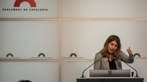 La coordinadora general del PDeCAT, Marta Pascal, durante la rueda de prensa que ha ofrecido  tras la reunión del comité nacional de su partido. EFE/Quique García