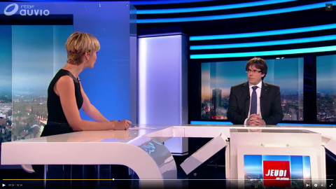 El president de la Generalitat, Carles Puigdemont, als estudis de la televisió pública belga RTBF