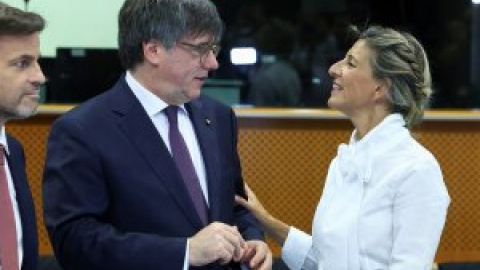 Yolanda Díaz y Puigdemont mantienen una reunión en Bruselas de la que se desmarca Moncloa