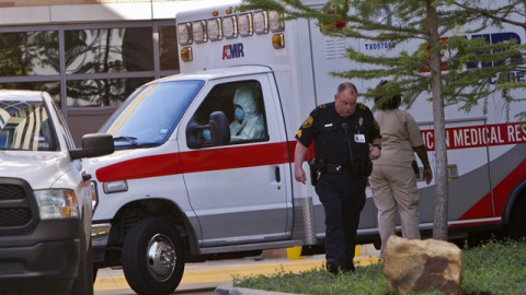 Policía y ambulancia en Texas. REUTERS