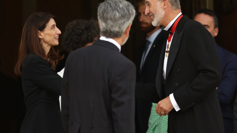 La ministra de Justicia, Pilar Llop; el presidente del Tribunal Supremo y del Consejo General del Poder Judicial (CGPJ), Carlos Lesmes y el Rey Felipe VI, salen del acto de apertura del Año Judicial 2022-2023, en el Tribunal Supremo, a 7 de septiembre de