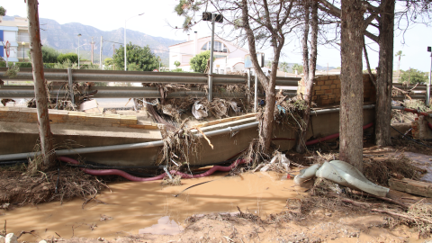 5-9-2023 Destrosses en un càmping del Montsià per la gota freda