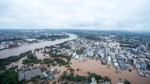 6/9/23 Fotografía cedida por el Gobierno de Rio Grande del Súr, que muestra las inundaciones causadas por las lluvias en la población de Lajeado (Brasil).