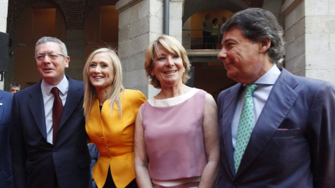 Los últimos cuatro presidentes del PP en la Comunidad de Madrid: Alberto Ruíz-Gallardón, Cristina Cifuentes, Esperanza Aguirre e Ignacio González / EFE