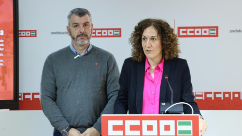 Nuria López (CCOO) y Óskar Martín (UGT).