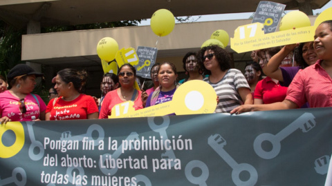 Manifestación protagonizada por defensoras de derechos sexuales de la mujer