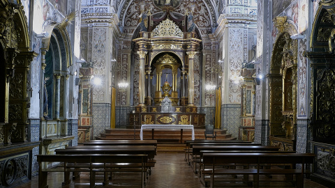 Interior de la iglesia San Pedro de Alcántara