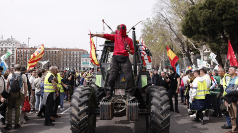 Imágenes de la tractorada de protesta en Madrid a día 17-03-2024