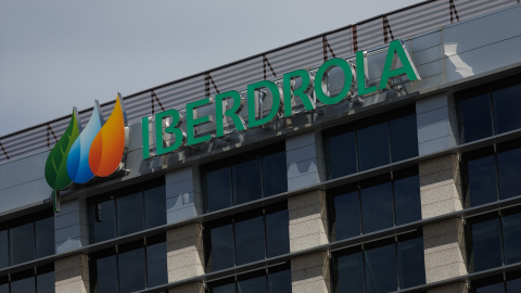 Fachada de la sede de Iberdrola, a 31 de marzo de 2023, en Madrid (España).