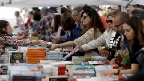 Les parades de llibres a Barcelona pagaran una quota de servei per Sant Jordi