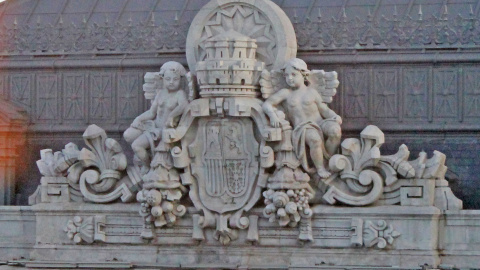 Escudo de la Segunda República en el Edificio del Banco de España, en Madrid.