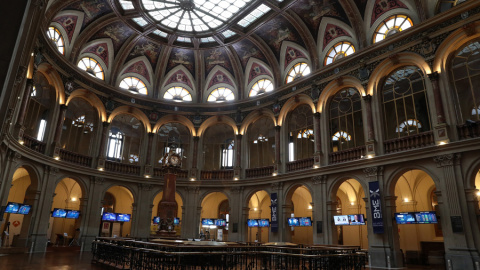 Patio de negociación de la Bolsa de Madrid. EFE/ J.J.Guillen