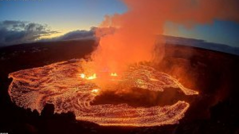 El volcán Kilauea entra en erupción en Hawái