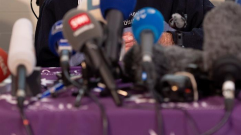 El científico australiano David Goodall, de 104 años, participa en una rueda de prensa en Basilea (Suiza) el día previo a recibir la eutanasia. / EFE