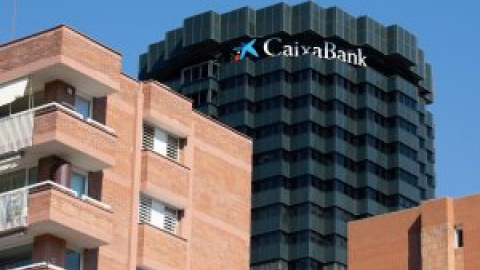 Caixabank, el primer banco que se adhiere a las medidas de alivio hipotecario del Gobierno