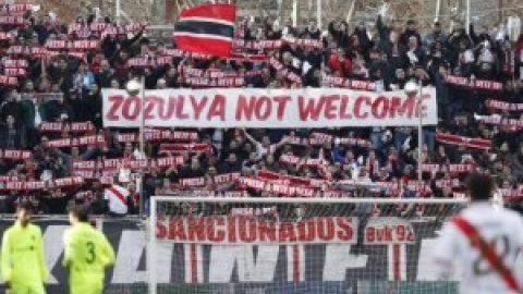 "Zozulia eres un nazi": primera vez que se suspende un partido de la Liga por insultos a un jugador