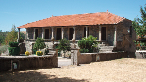 Casa rectoral de Tuizelo, refugio portugués de guerrilleros antifranquistas.