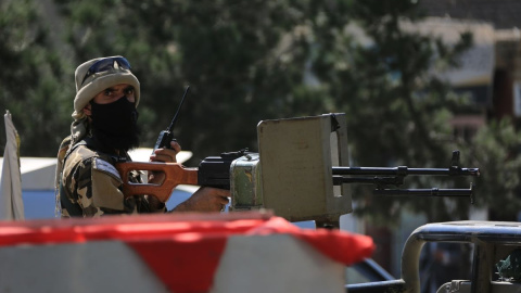 Miembro de las fuerzas de seguridad afganas en Kabul, a 30 de septiembre de 2022.