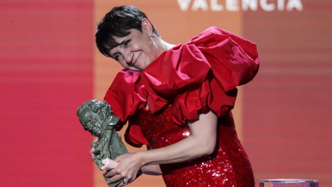 La actriz Blanca Portillo recoge su Premio Goya por su papel protagonista 'Maixabell'.