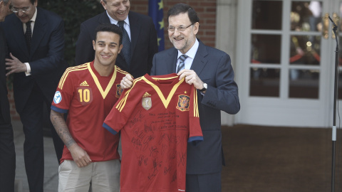 Foto de archivo de Rajoy  recibiendo a la Selección Española -EP