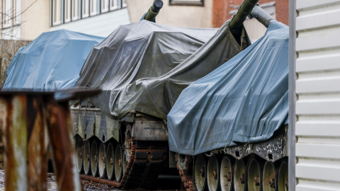 Carros de combate Leopard 1 cubiertos.