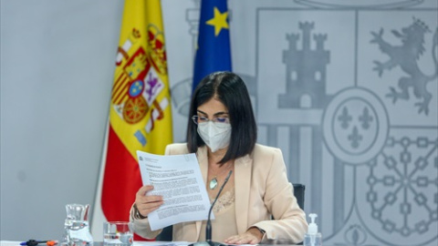 La ministra de Sanidad, Carolina Darias, en rueda de prensa posterior al Consejo Interterritorial de Salud, a 20 de julio de 2021, en Madrid.