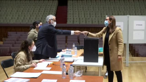 Las encuestas vaticinan un empate técnico en las elecciones de Portugal