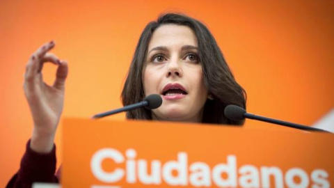 La líder de Ciudadanos, Inés Arrimadas, en rueda de prensa.