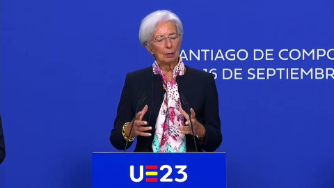 Lagarde dice que nadie en el Eurogrupo ha cuestionado la decisión del BCE de subir tipos