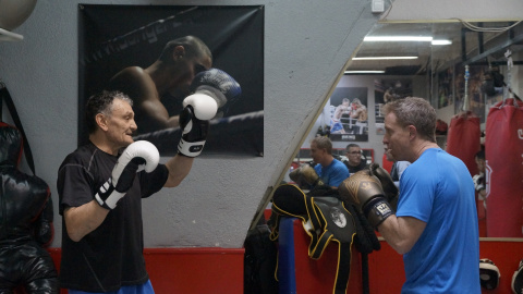 Entrenament de boxa al gimnàs del Poble-Sec.