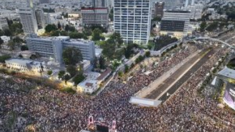 Miles de israelíes se echan a las calles para pedir la dimisión de Netanyahu y la liberación de rehenes