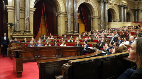 El ple del Parlament després de tombar les esmenes a la totalitat de Junts, Vox, CUP, Cs i PPC contra els pressupostos del Govern del 2023.