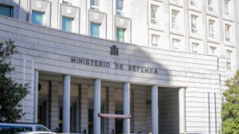 Evacúan parte del Ministerio de Defensa tras una falsa alarma por dos paquetes sospechosos