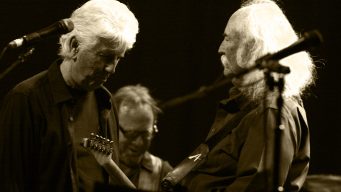 Crosby, Stills & Nash en un concierto en el Pabellón Hordern,​ Sydney, Australia.