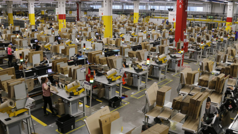 Fotografía de archivo del almacén logístico de Amazon en el Prat de Llobregat.