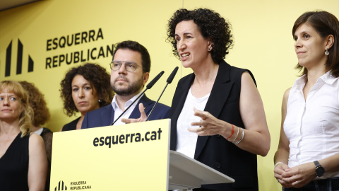 La secretaria general de ERC en funciones, Marta Rovira, durante una rueda de prensa de ERC, en la sede del partido, a 2 de agosto de 2024, en Barcelona, Catalunya (España).