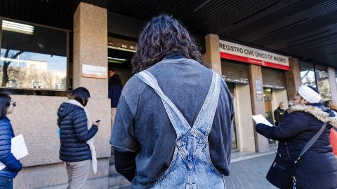 Entrada del Registro Civil de la calle Pradillo, a 2 de marzo de 2023, en Madrid (España).