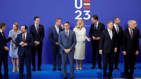 El presidente del Gobierno, Pedro Sánchez, junto a otros líderes europeos (el primer ministro belga, Alexander De Croo; la primera ministra de Estonia, Kaja Kallas; el presidente chipriota, Nikos Christodoulides; el primer ministro eslovaco, Ludovit Odo