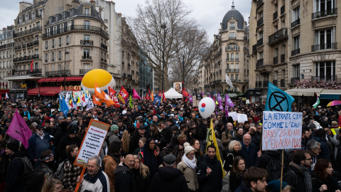 09/03/2023. Manifestación en contra de la reforma de las pensiones de Macron, a 8 de marzo de 2023, en París.