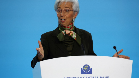 04/03/2023. Christine Lagarde durante una rueda de prensa tras una de las reunidos del BCE, en Fráncfort, a 2 de febrero de 2023.