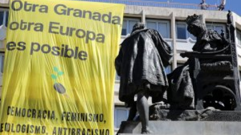 Varios cientos de personas participan en la primera marcha contra la cumbre europea en Granada