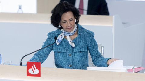 La presidenta del Banco Santander, Ana Botín, durante una junta general de accionistas. E.P./Alberto Ortega