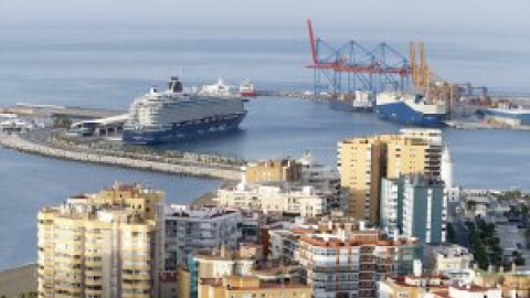 La marina para megayates de Málaga: "Recursos públicos al servicio de grandes magnates"