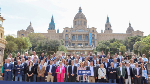 Els caps de llista de la majoria de municipis on es presentarà Valents en un acte a Barcelona.