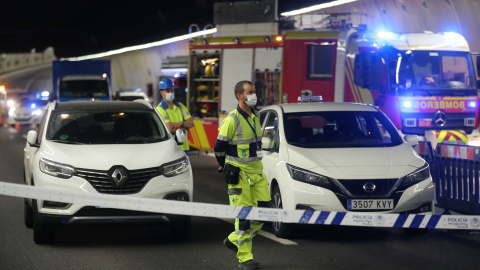 Bomberos, Samur, y agentes participan en un simulacro de accidente múltiple en Méndez Álvaro (Madrid)