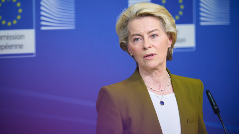 La presidenta de la Comisión Europea, Ursula von der Leyen, durante una rueda de prensa en Bruselas, a 24 de abril de 2023.