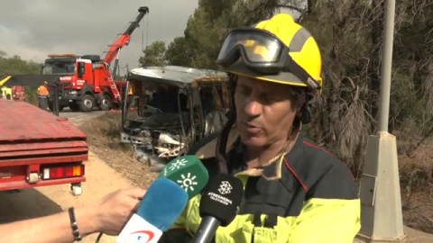 Una temporera muere en un accidente de autobús camino del trabajo